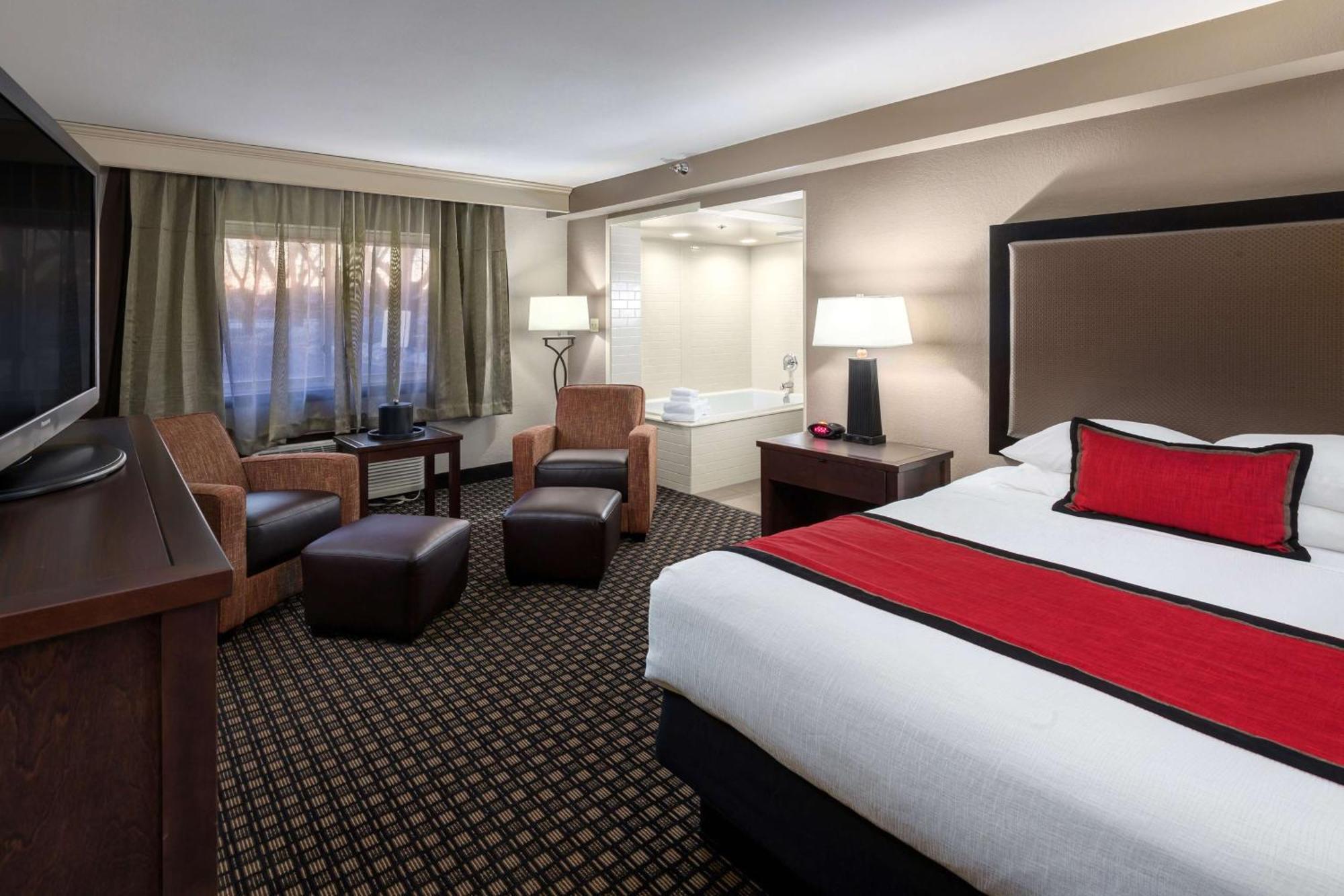 Best Western Plus Ramkota Hotel Sioux Falls Buitenkant foto