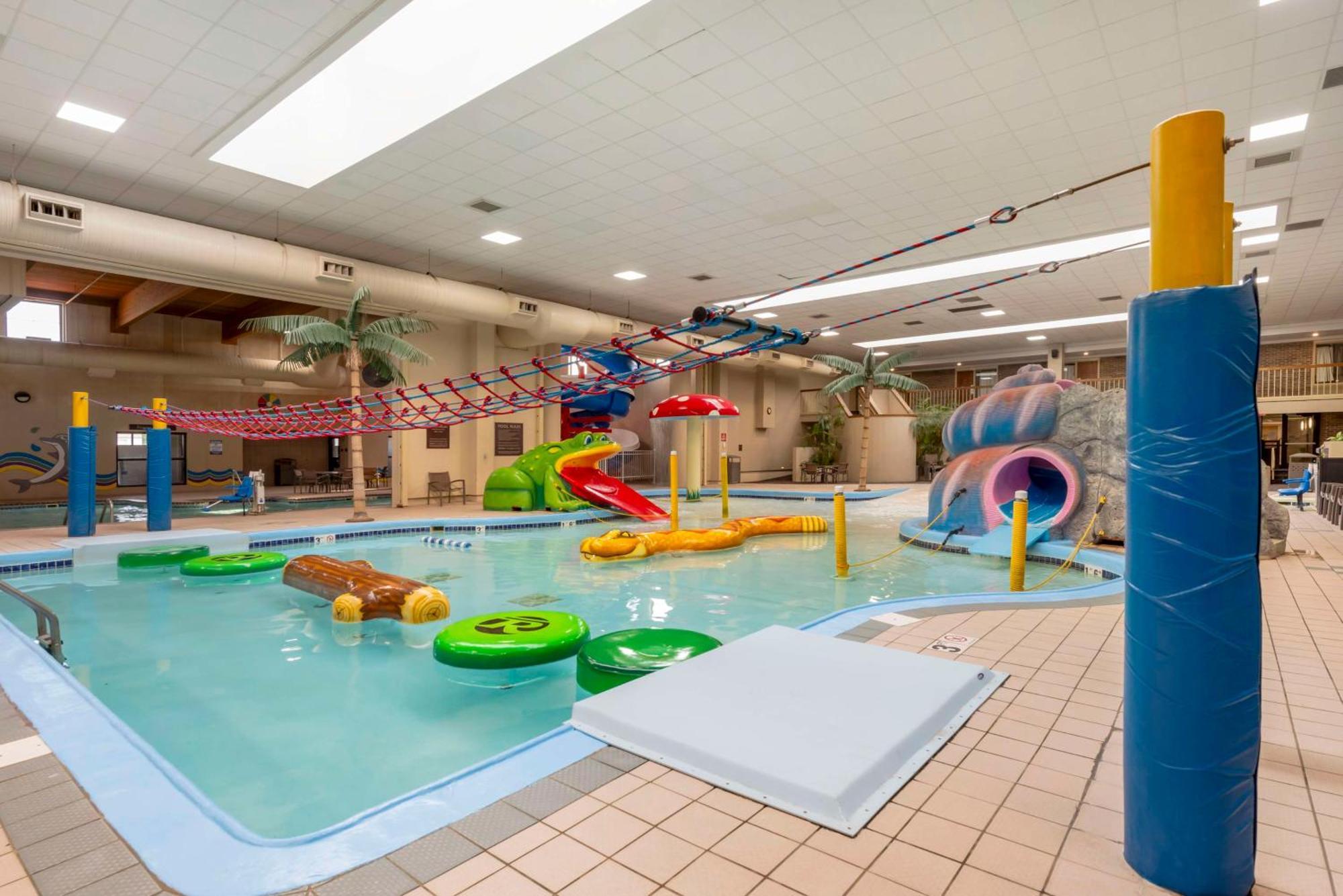 Best Western Plus Ramkota Hotel Sioux Falls Buitenkant foto