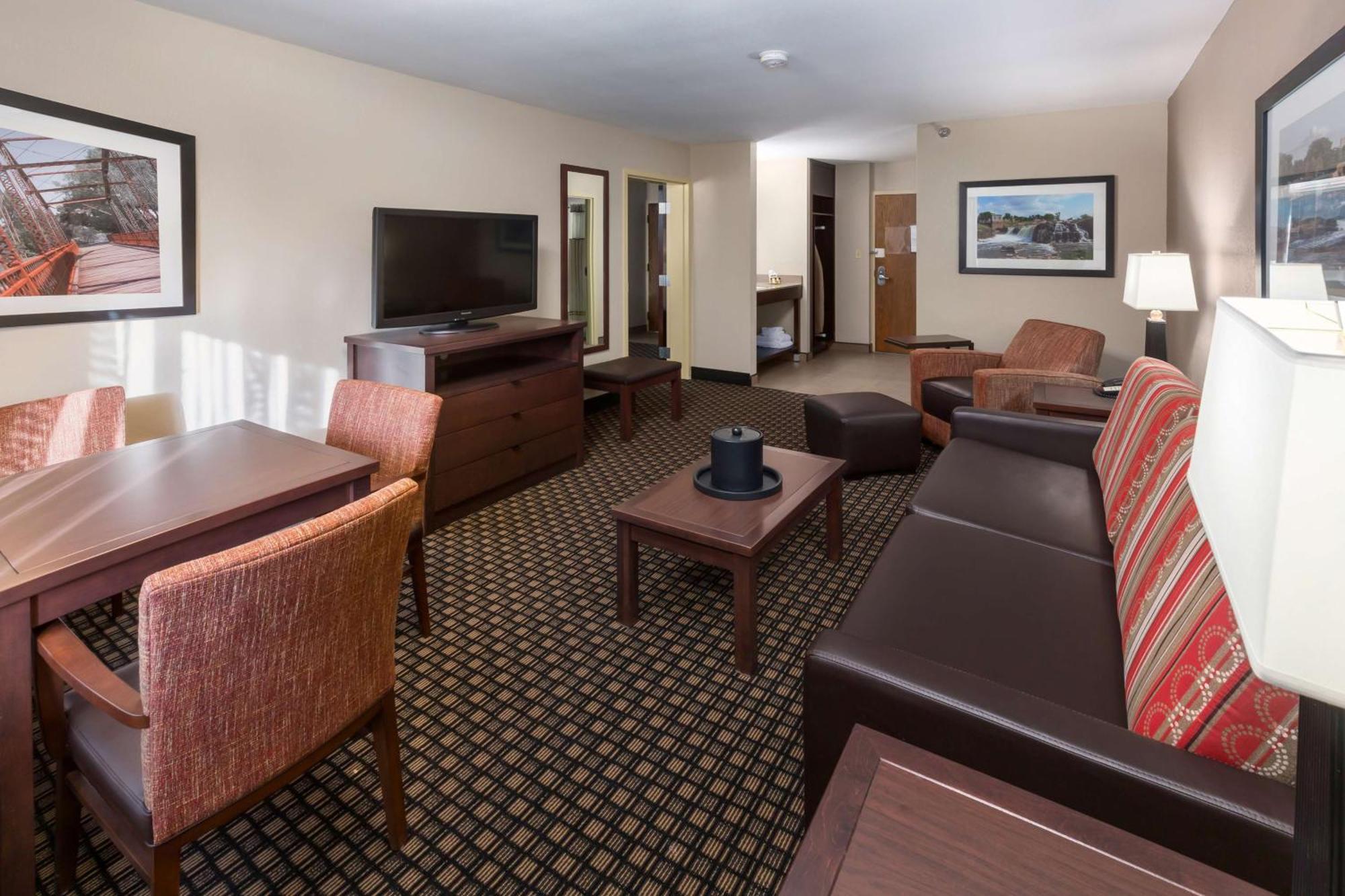 Best Western Plus Ramkota Hotel Sioux Falls Buitenkant foto
