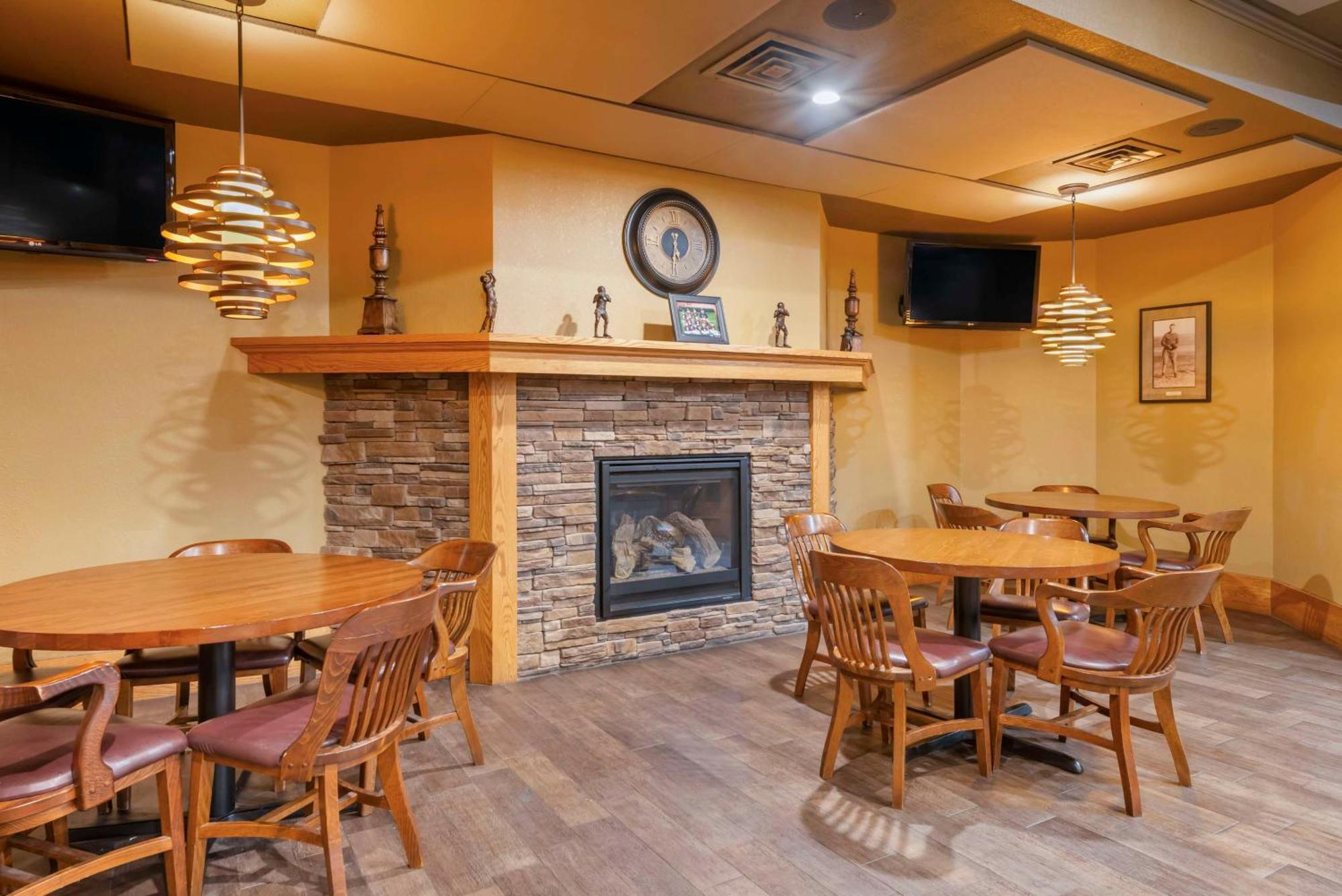 Best Western Plus Ramkota Hotel Sioux Falls Buitenkant foto