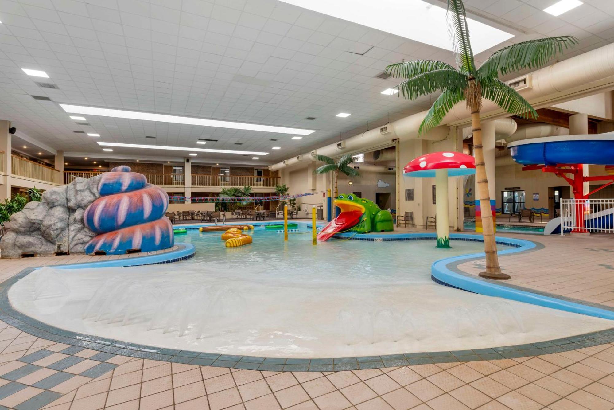 Best Western Plus Ramkota Hotel Sioux Falls Buitenkant foto