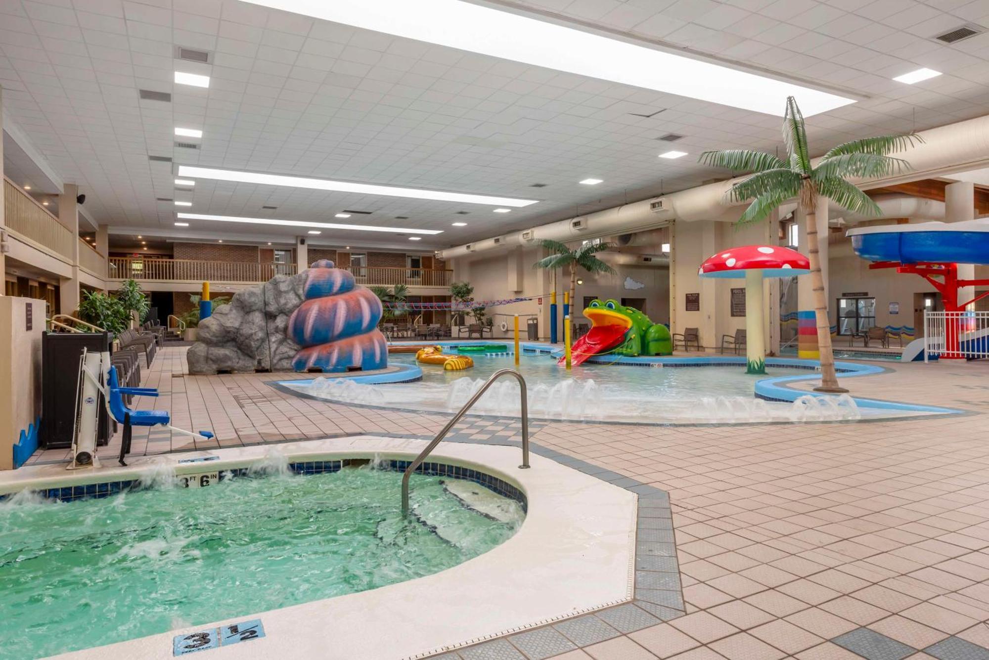 Best Western Plus Ramkota Hotel Sioux Falls Buitenkant foto